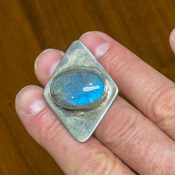 Oblique Labradorite Ring
