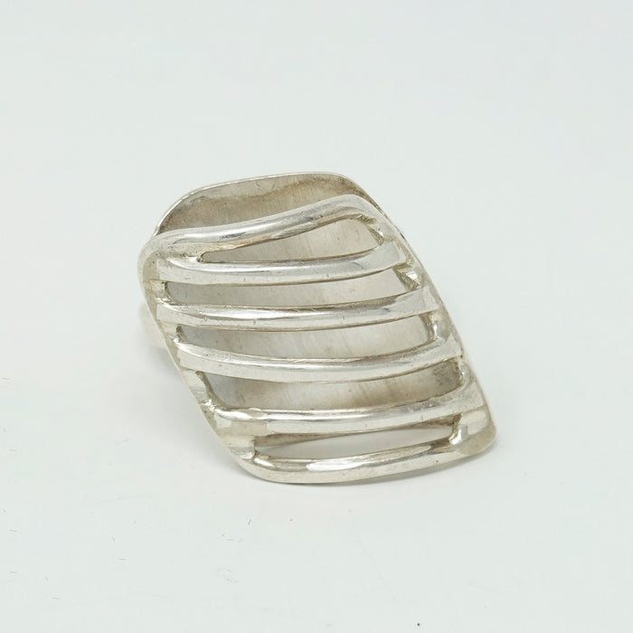 Oblique Cage Ring