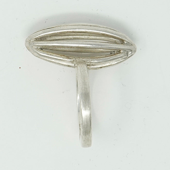 Lengthwise Orb Ring